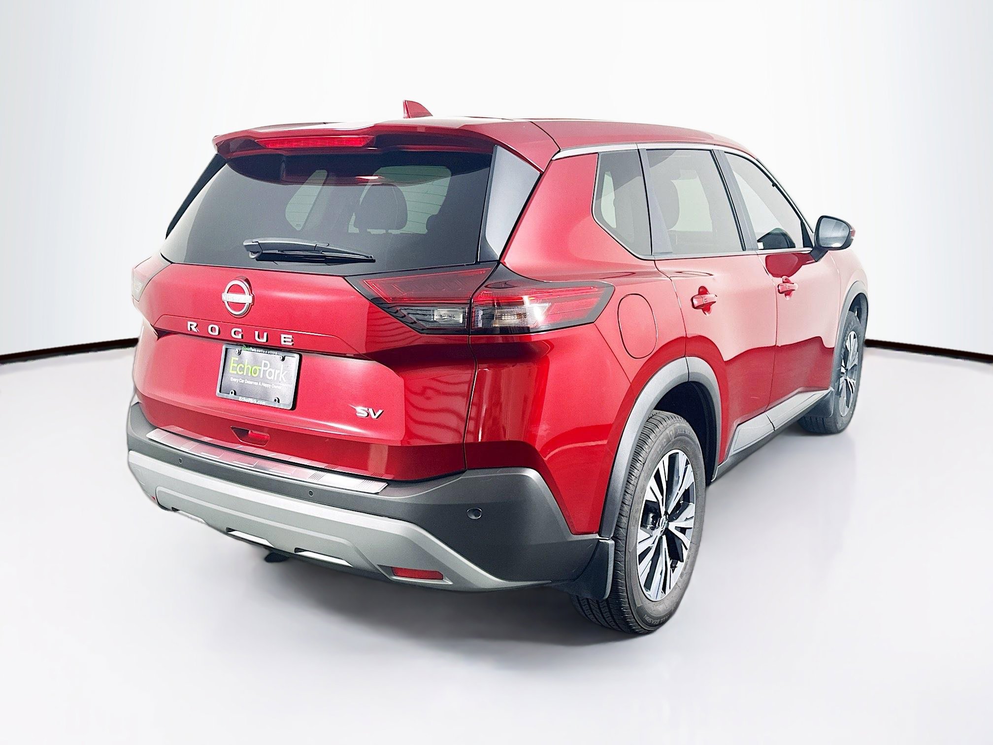 Used 2023 Nissan Rogue SV FWD image 9