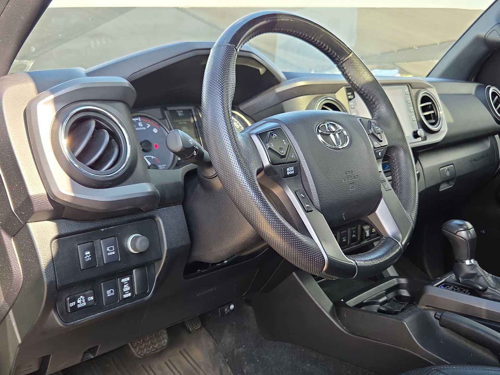 Used 2021 Toyota Tacoma TRD Sport w/ TRD Premium Sport Package RWD image 9