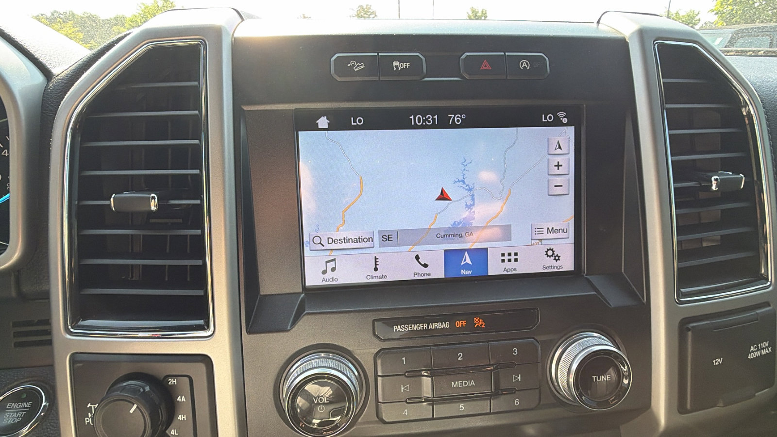 Used 2019 Ford F150 Lariat w/ Equipment Group 502A Luxury AWD/4WD image 31