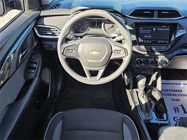 Used 2023 Chevrolet TrailBlazer LT w/ Convenience Package image 7
