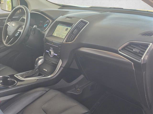 Used 2018 Ford Edge Titanium image 21