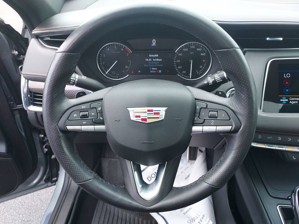 Used 2023 Cadillac XT4 Sport w/ Cold Weather Package AWD/4WD image 17
