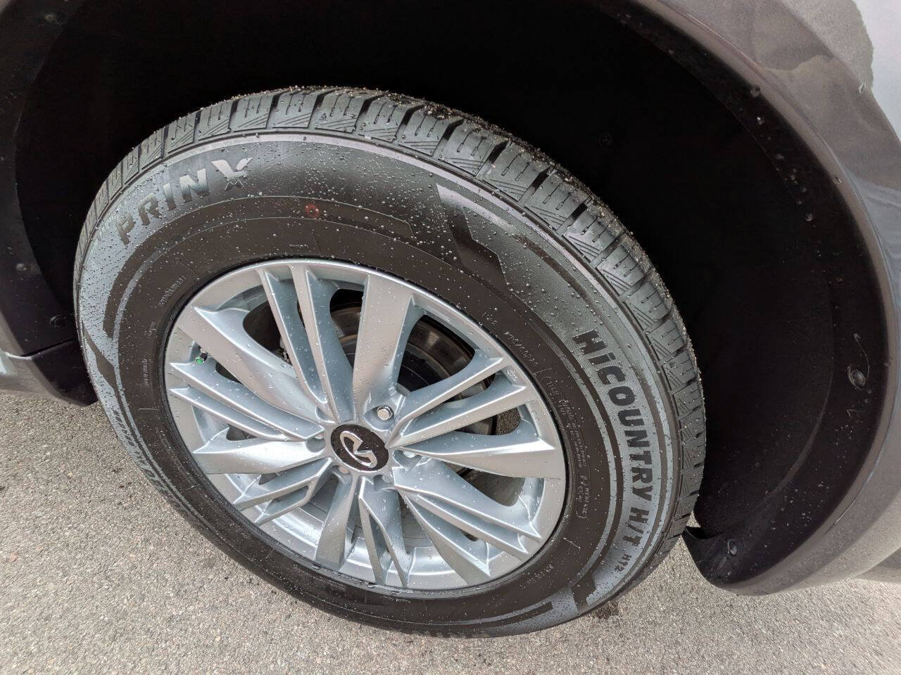 Used 2024 INFINITI QX80 Luxe AWD/4WD image 8