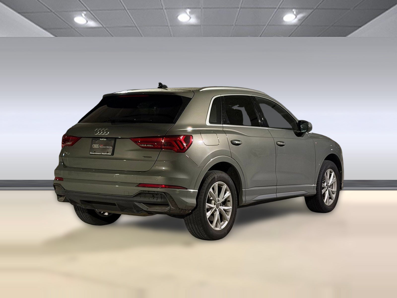 Certified 2025 Audi Q3 2.0T Premium w/ Convenience Package AWD/4WD image 9
