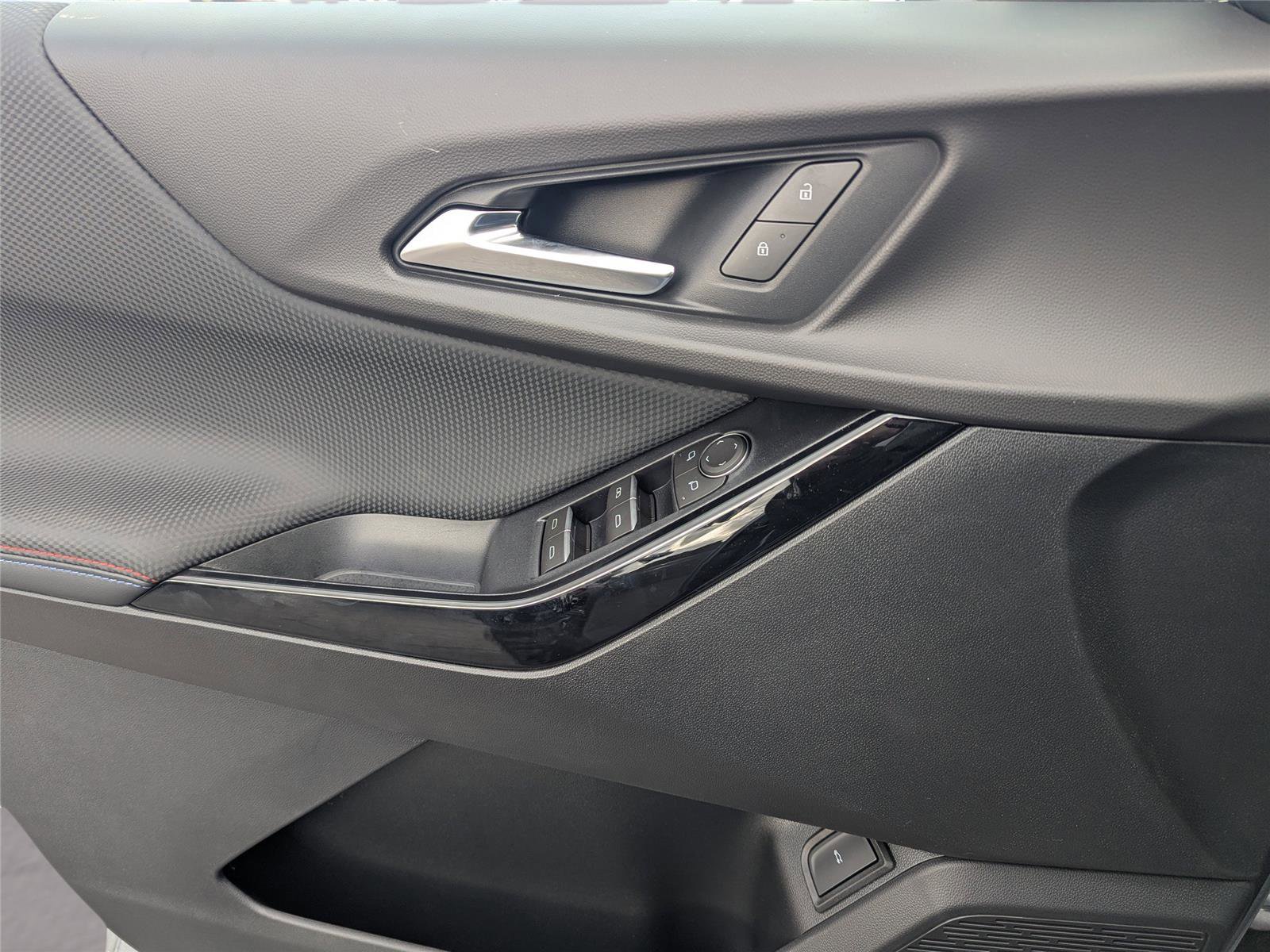 New 2026 Chevrolet Equinox RS image 19