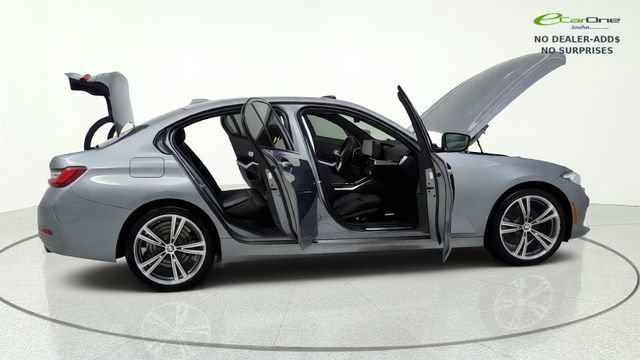 Used 2023 BMW 330i Sedan w/ Driving Assistance Package RWD image 11