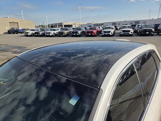 Certified 2019 Lincoln Nautilus Reserve AWD/4WD image 5