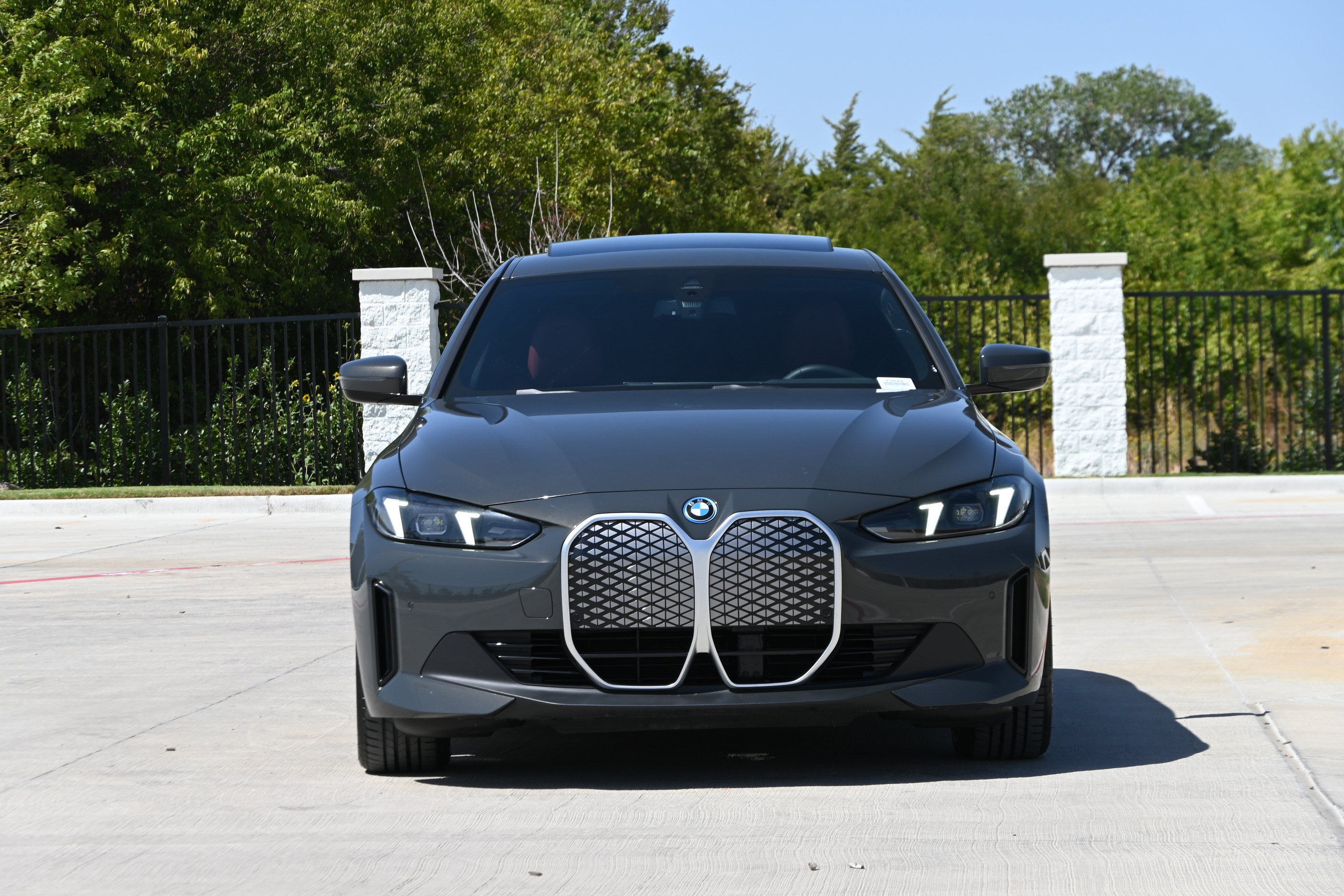 Certified 2025 BMW i4 eDrive40 w/ Premium Package RWD image 3