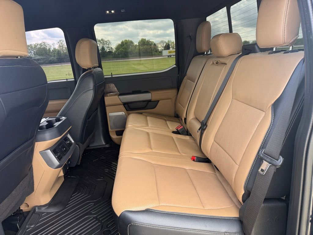 Used 2023 Ford F350 Lariat w/ Lariat Ultimate Package AWD/4WD image 15