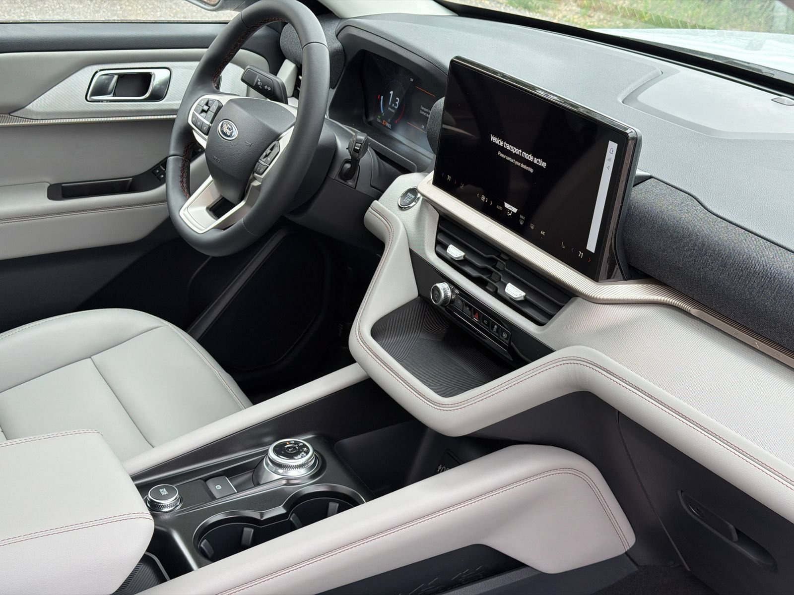 New 2026 Ford Explorer Active w/ Active Comfort Package AWD/4WD image 10