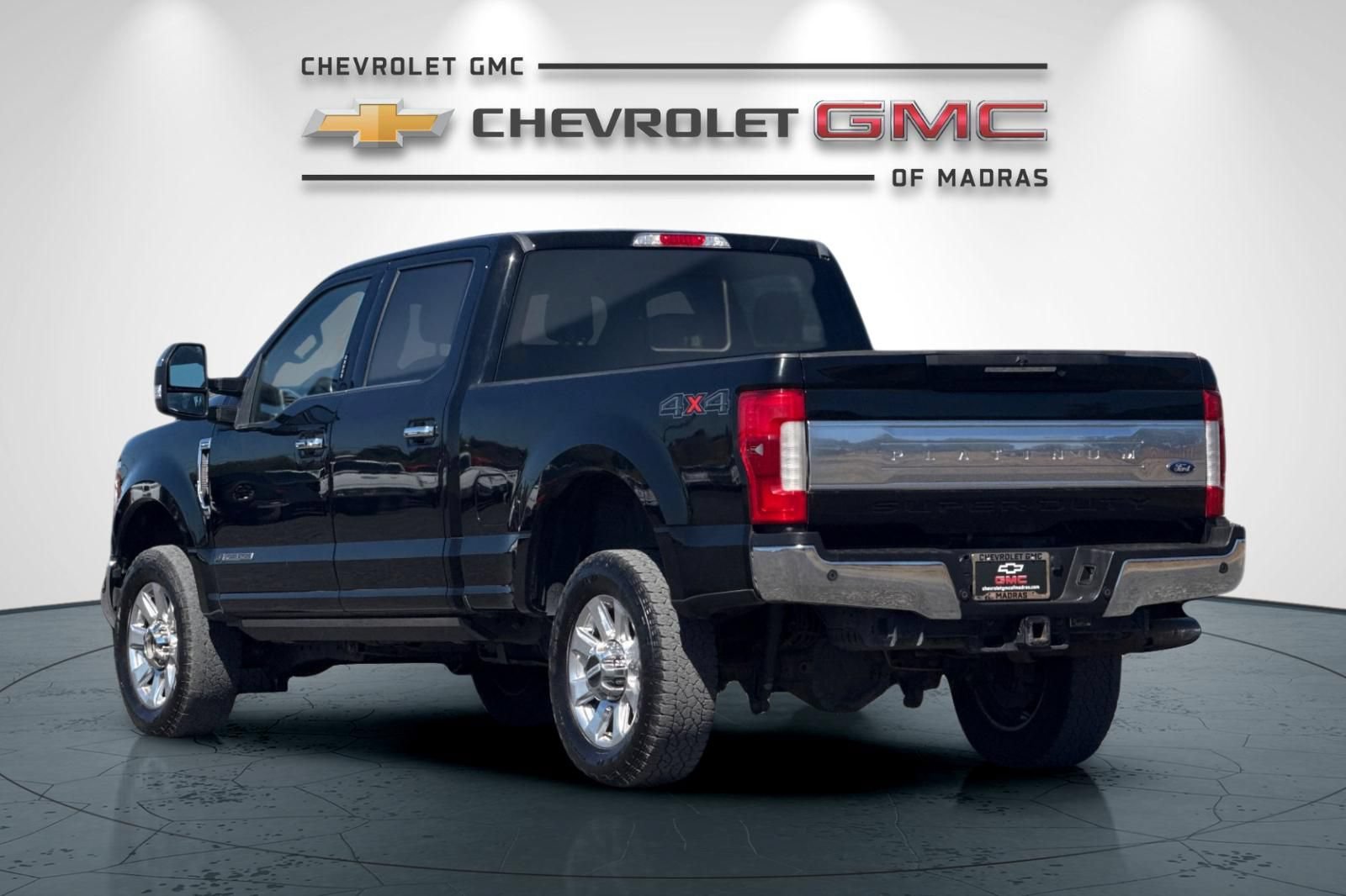 Used 2017 Ford F350 Platinum AWD/4WD image 5