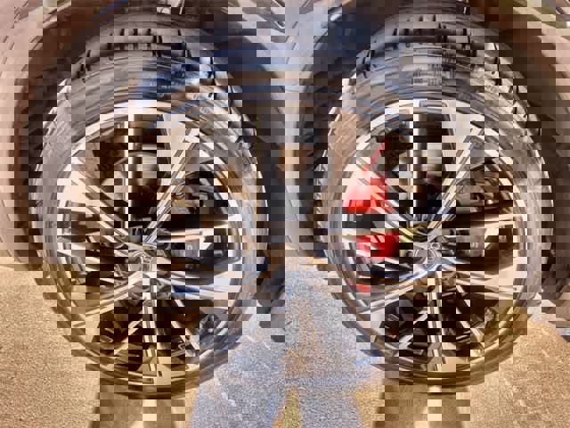 Used 2024 Audi SQ5 Prestige image 9