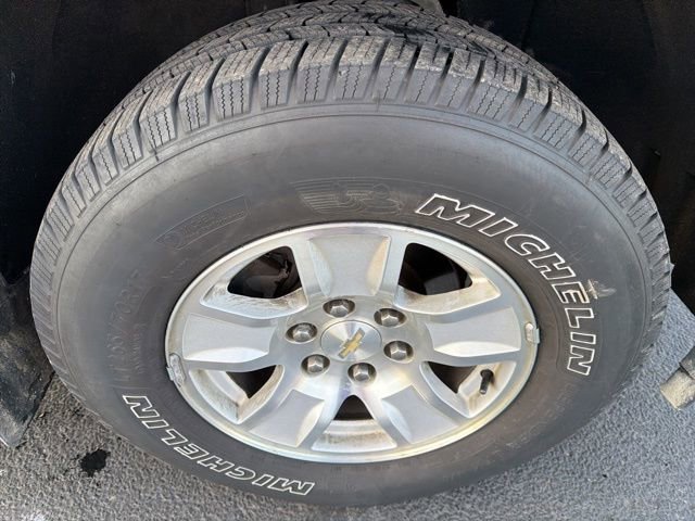 Used 2018 Chevrolet Silverado 1500 LT w/ All Star Edition image 28