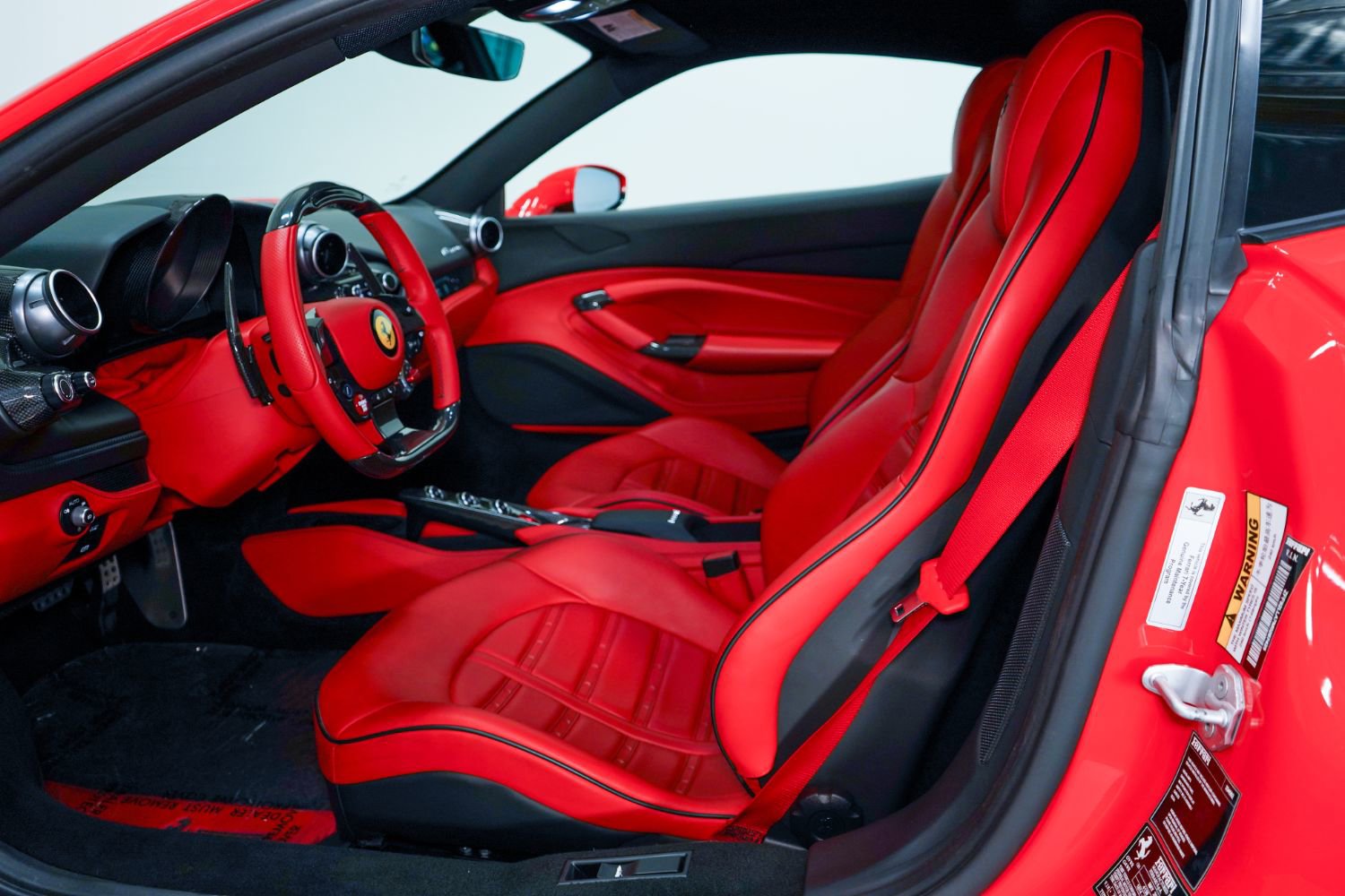 Used 2021 Ferrari F8 Tributo RWD image 38