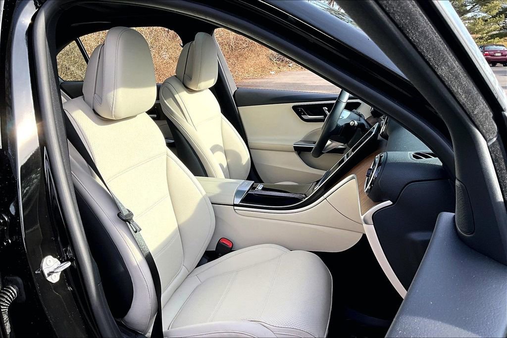 Certified 2023 Mercedes-Benz C 300 4MATIC Sedan image 7