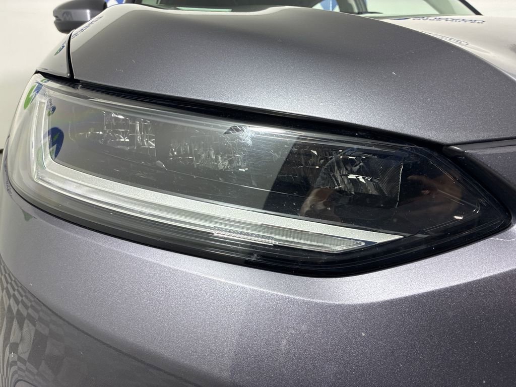 Used 2023 Honda HR-V LX image 2