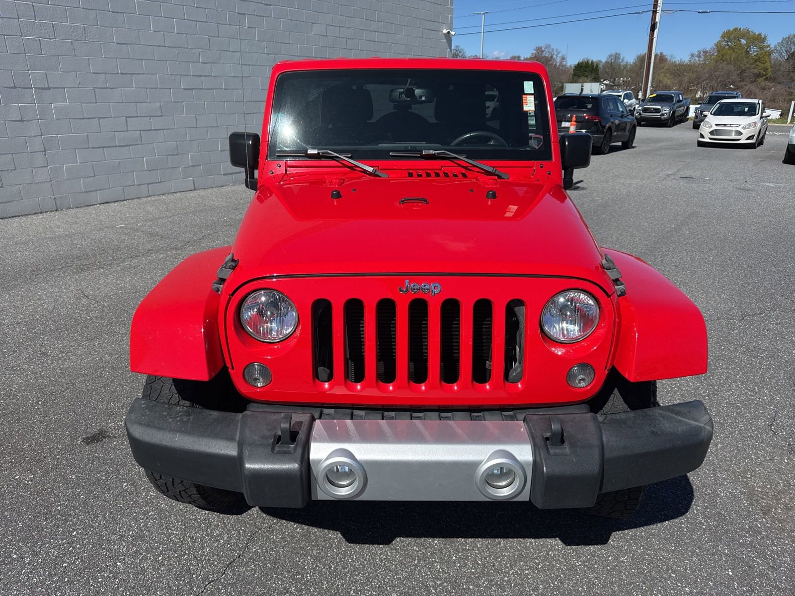 Used 2015 Jeep Wrangler Unlimited Sahara w/ Dual Top Group image 2