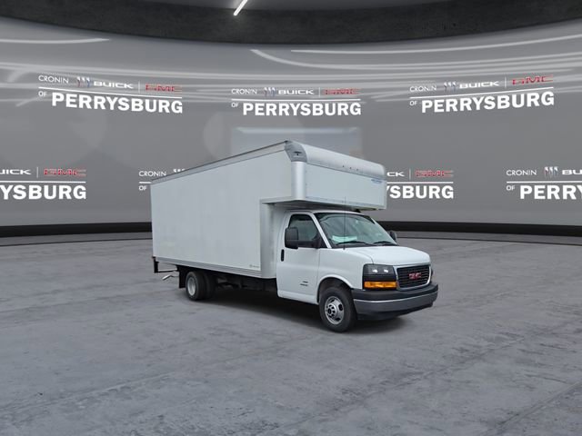 New 2026 GMC Savana 4500 w/ Power Convenience Package RWD image 2