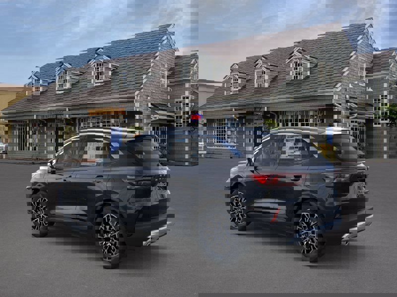 New 2025 Ford Escape SE image 4