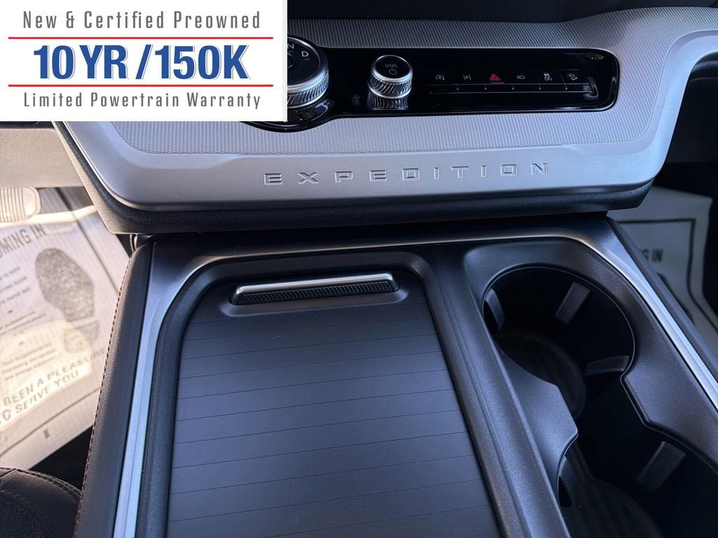 Used 2025 Ford Expedition Active image 22