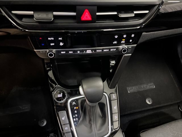 Certified 2024 Kia Seltos S image 16