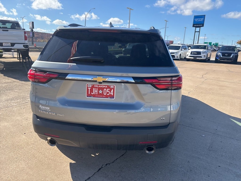 Used 2023 Chevrolet Traverse LT image 6
