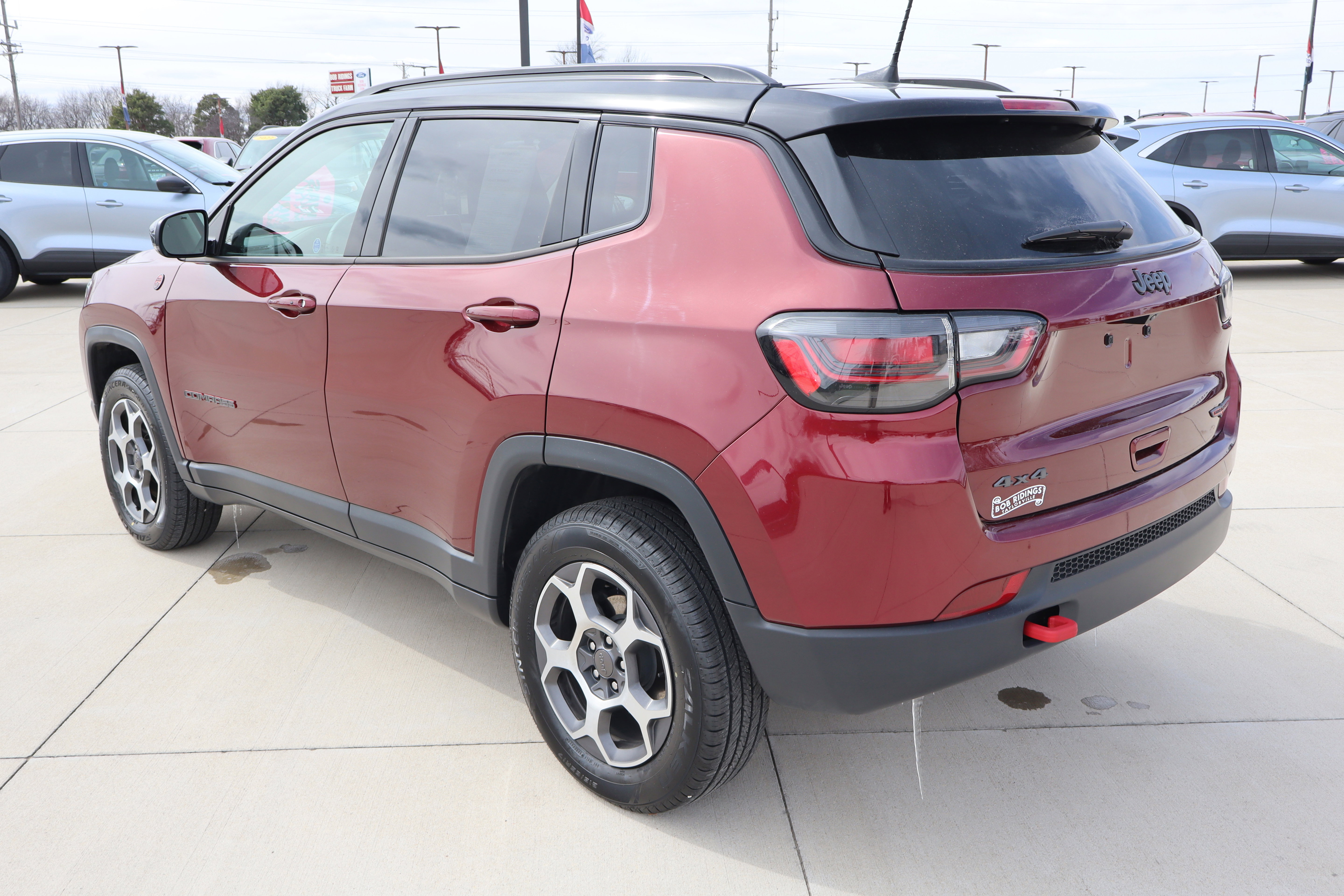 Used 2022 Jeep Compass Trailhawk w/ Trailhawk Elite Group image 8