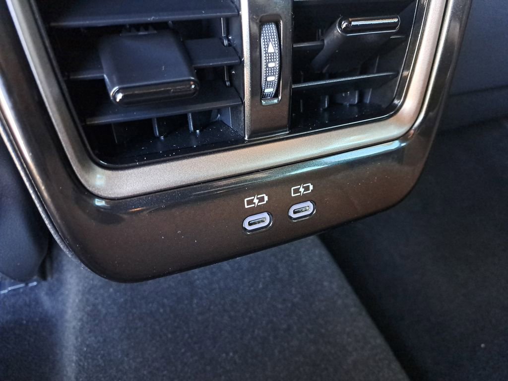 Certified 2025 Toyota Crown Signia Limited image 10