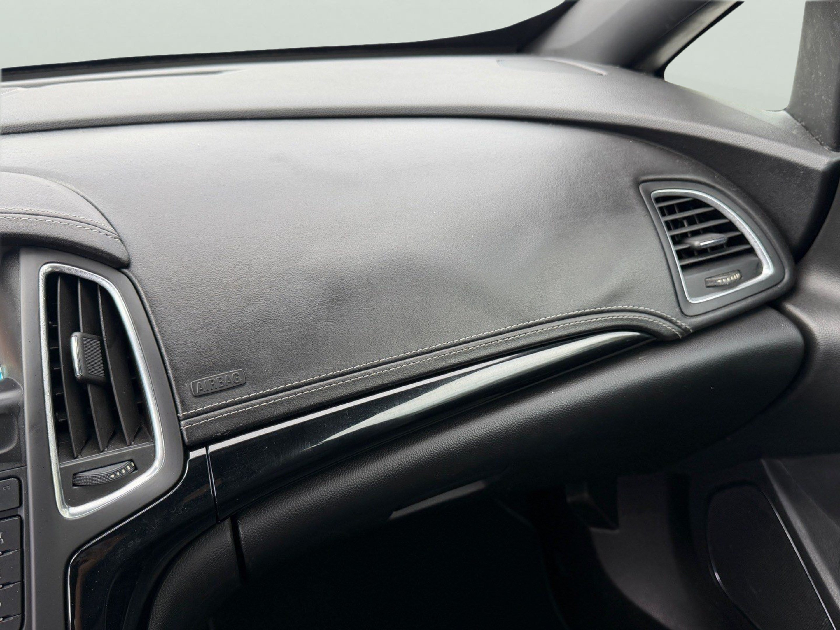 Used 2016 Buick Cascada Premium FWD image 27