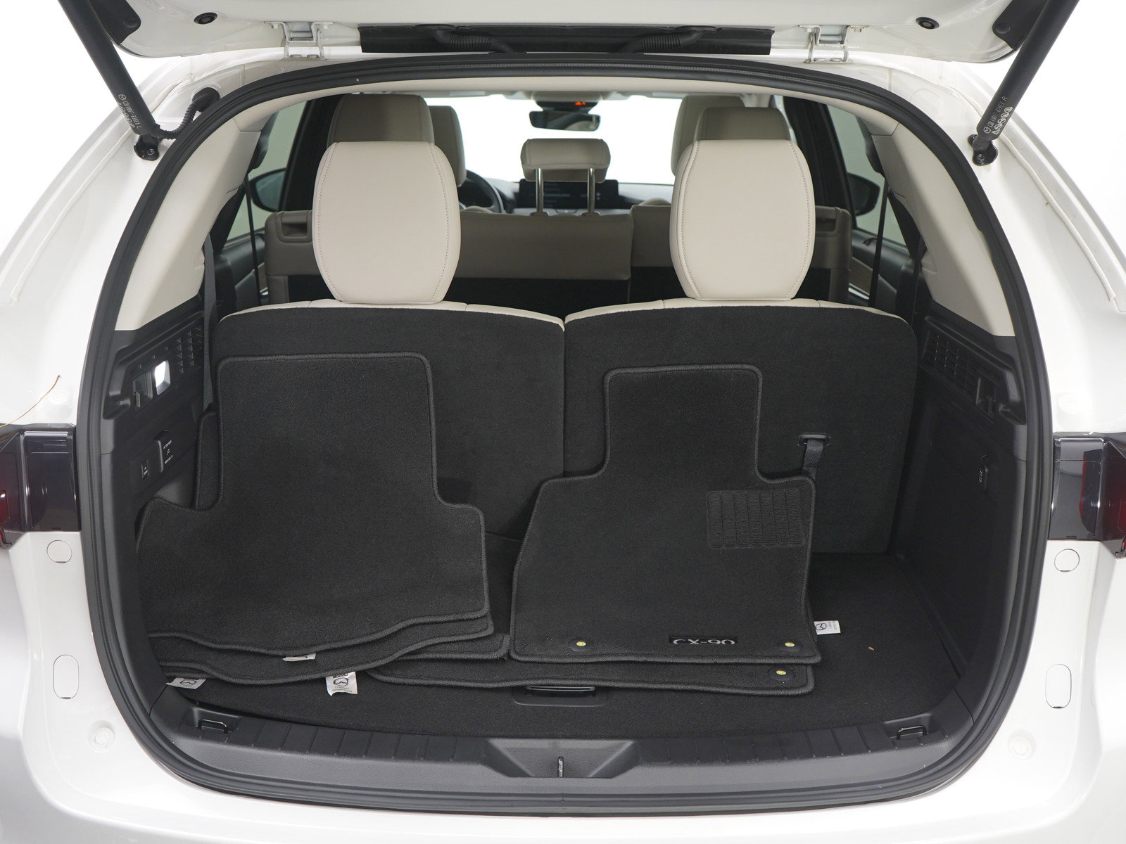 Certified 2025 MAZDA CX-90 Plug-In Hybrid w/Premium Sport image 9