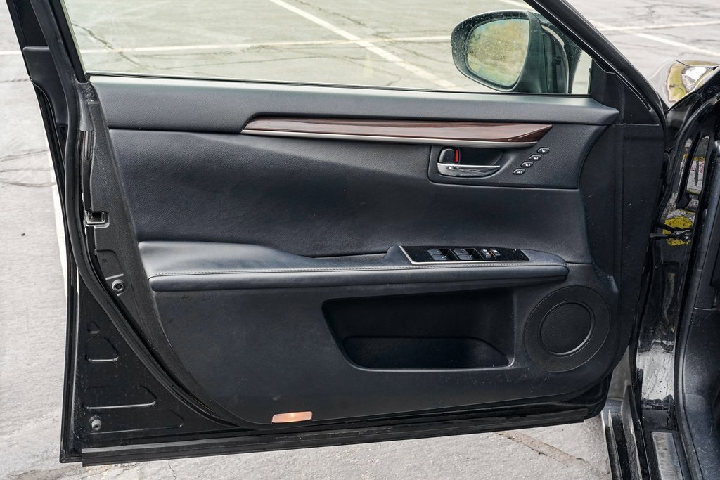 Used 2016 Lexus ES 350 image 8