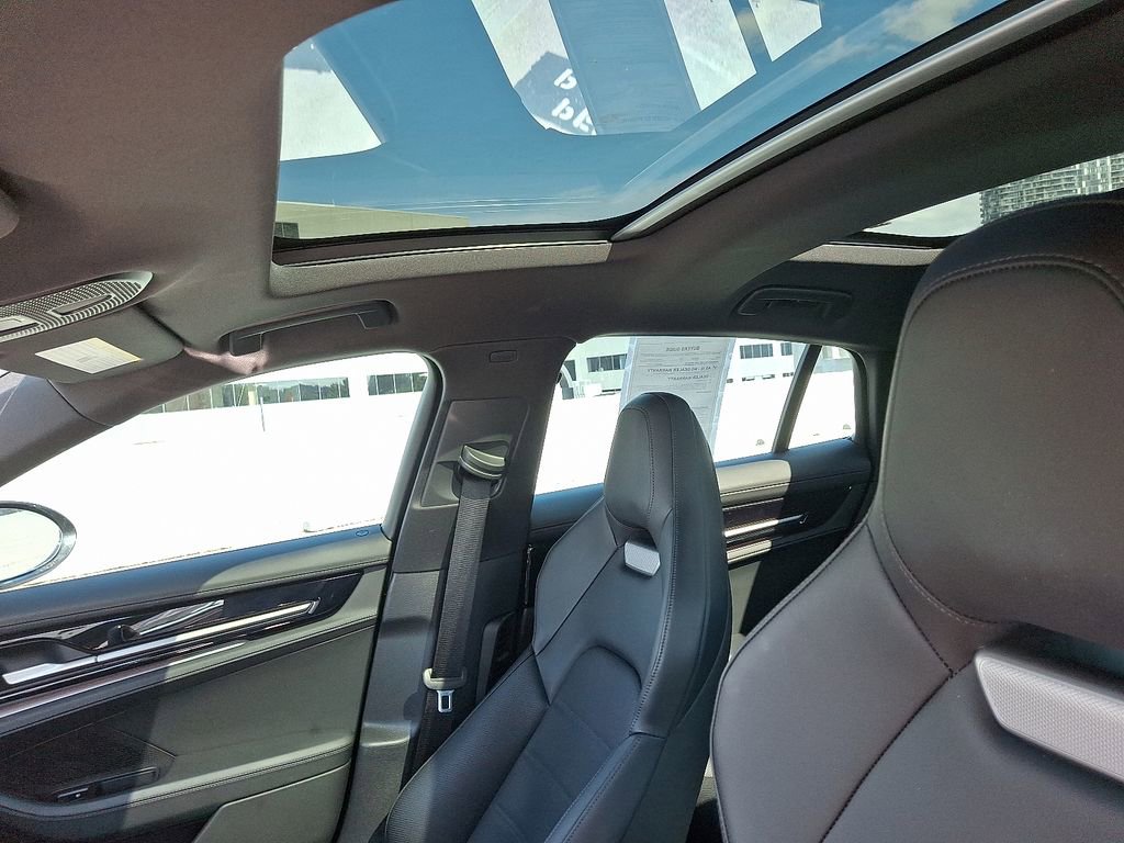 Certified 2024 Porsche Panamera image 15