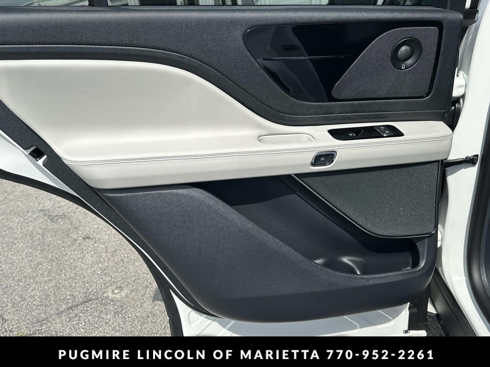 New 2026 Lincoln Aviator Reserve RWD image 22