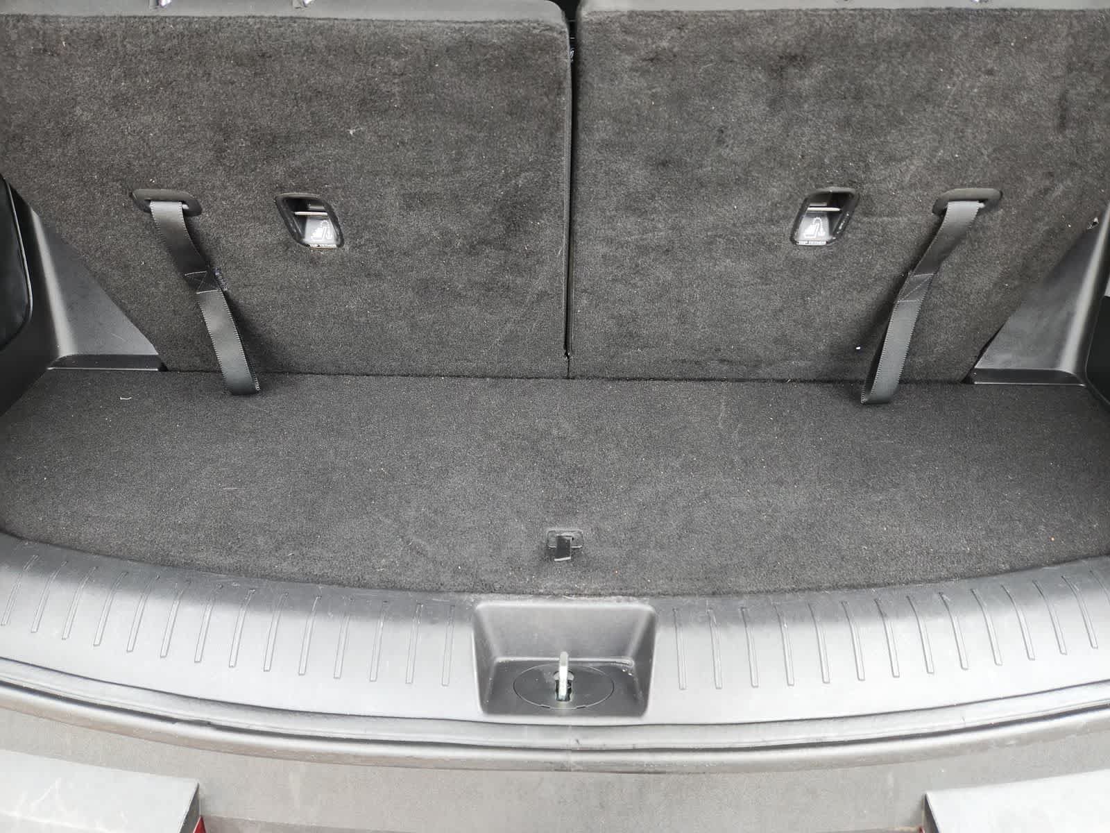 Used 2024 Hyundai Santa Fe SE FWD image 32