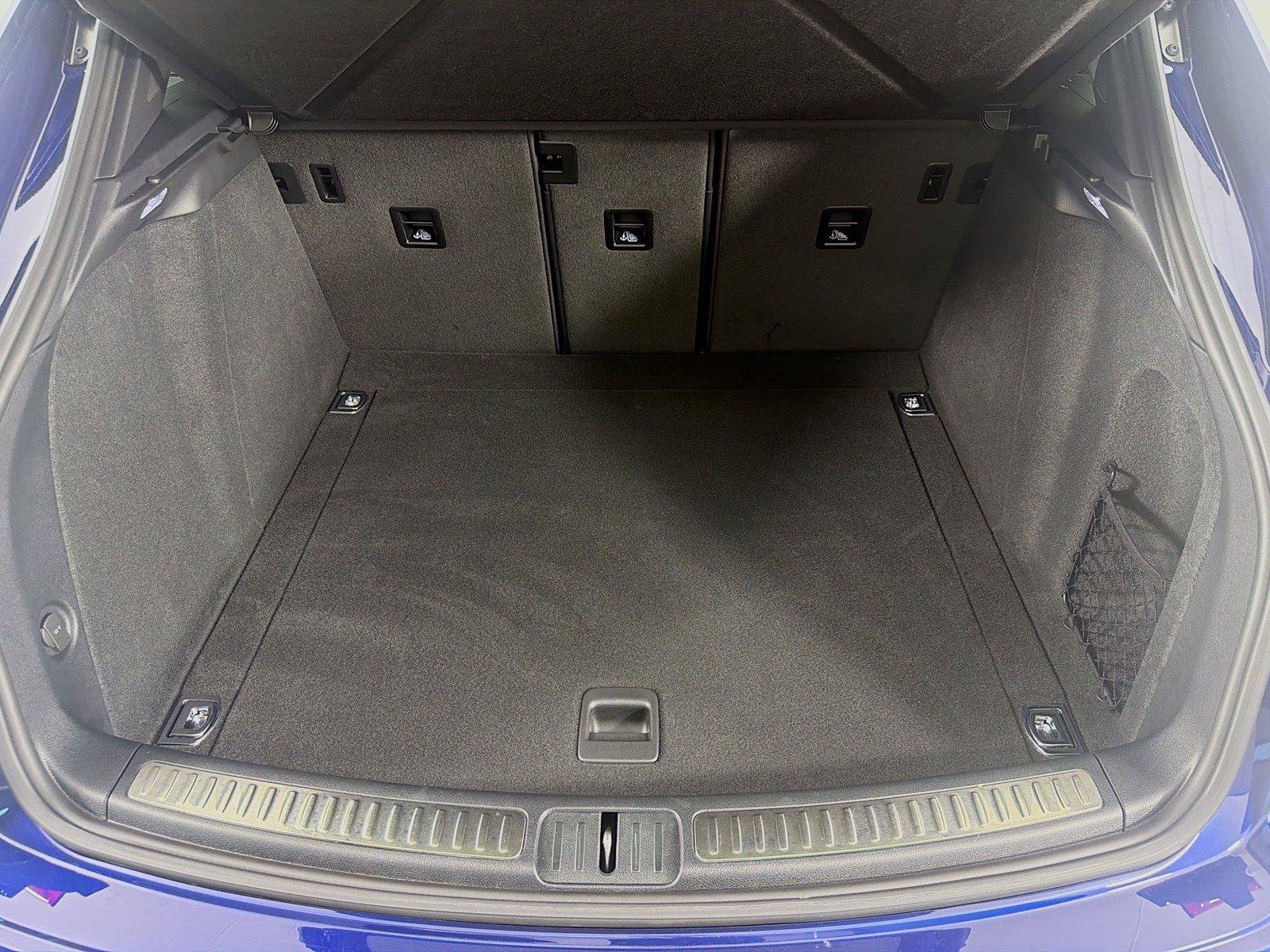 Certified 2026 Porsche Macan Turbo AWD/4WD image 23
