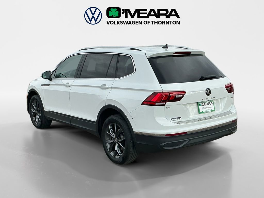 Used 2022 Volkswagen Tiguan SE w/ Panoramic Sunroof Package image 3