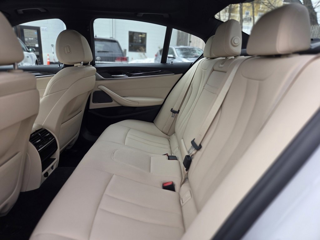 Used 2019 BMW 530i xDrive w/ Convenience Package image 22