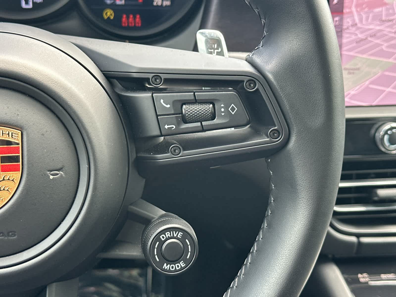 Certified 2023 Porsche Macan GTS AWD/4WD image 28