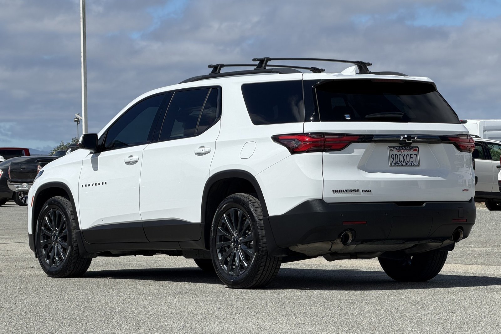 Used 2023 Chevrolet Traverse RS w/ LPO, Floor Liner Package AWD/4WD image 6