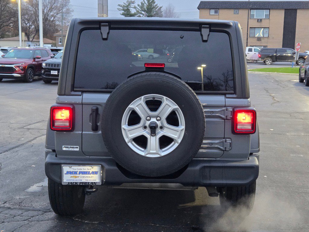 Used 2021 Jeep Wrangler Unlimited Sport image 11