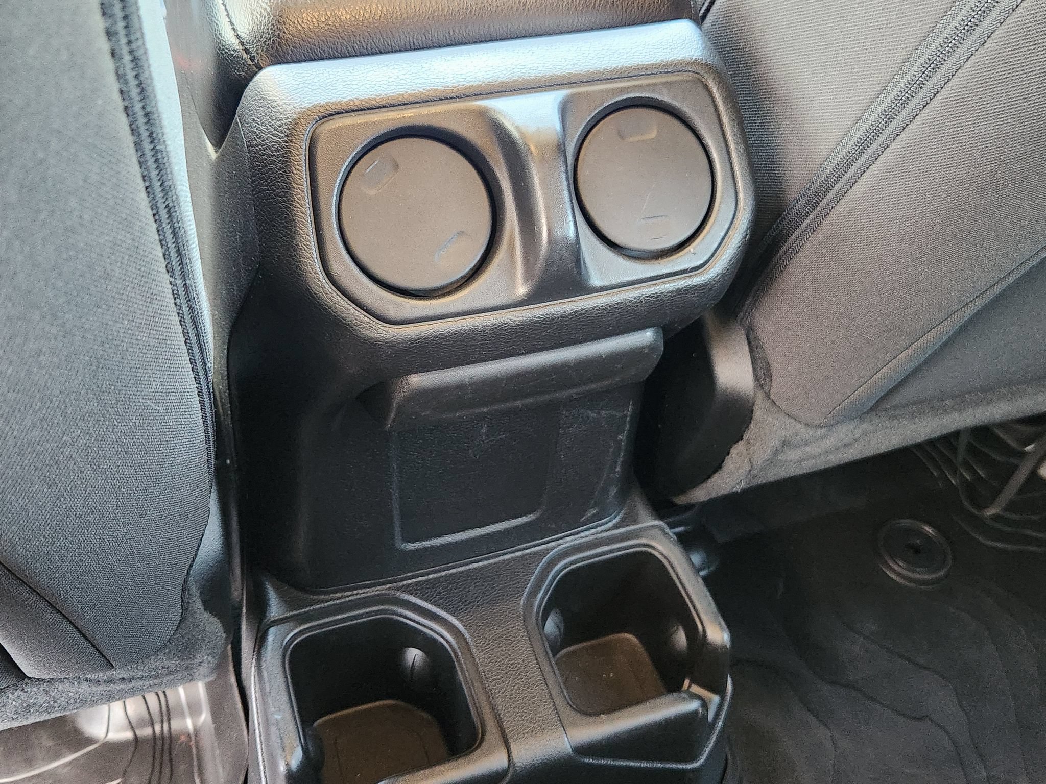 Used 2023 Jeep Wrangler Unlimited Sport AWD/4WD image 30
