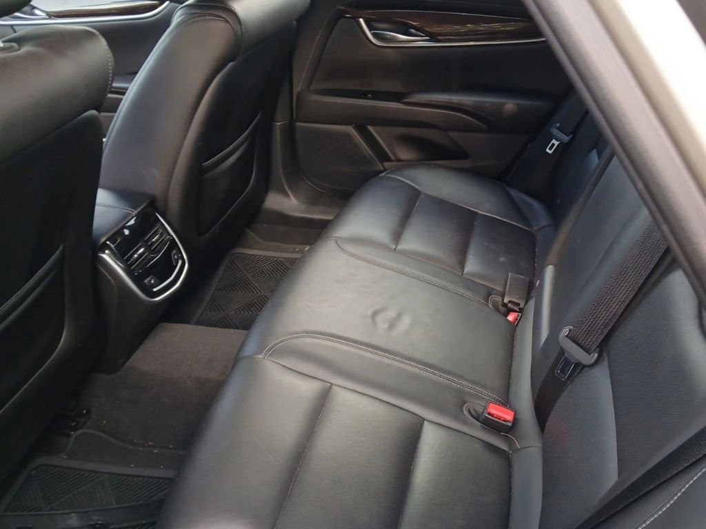 Used 2016 Cadillac XTS Luxury FWD image 8