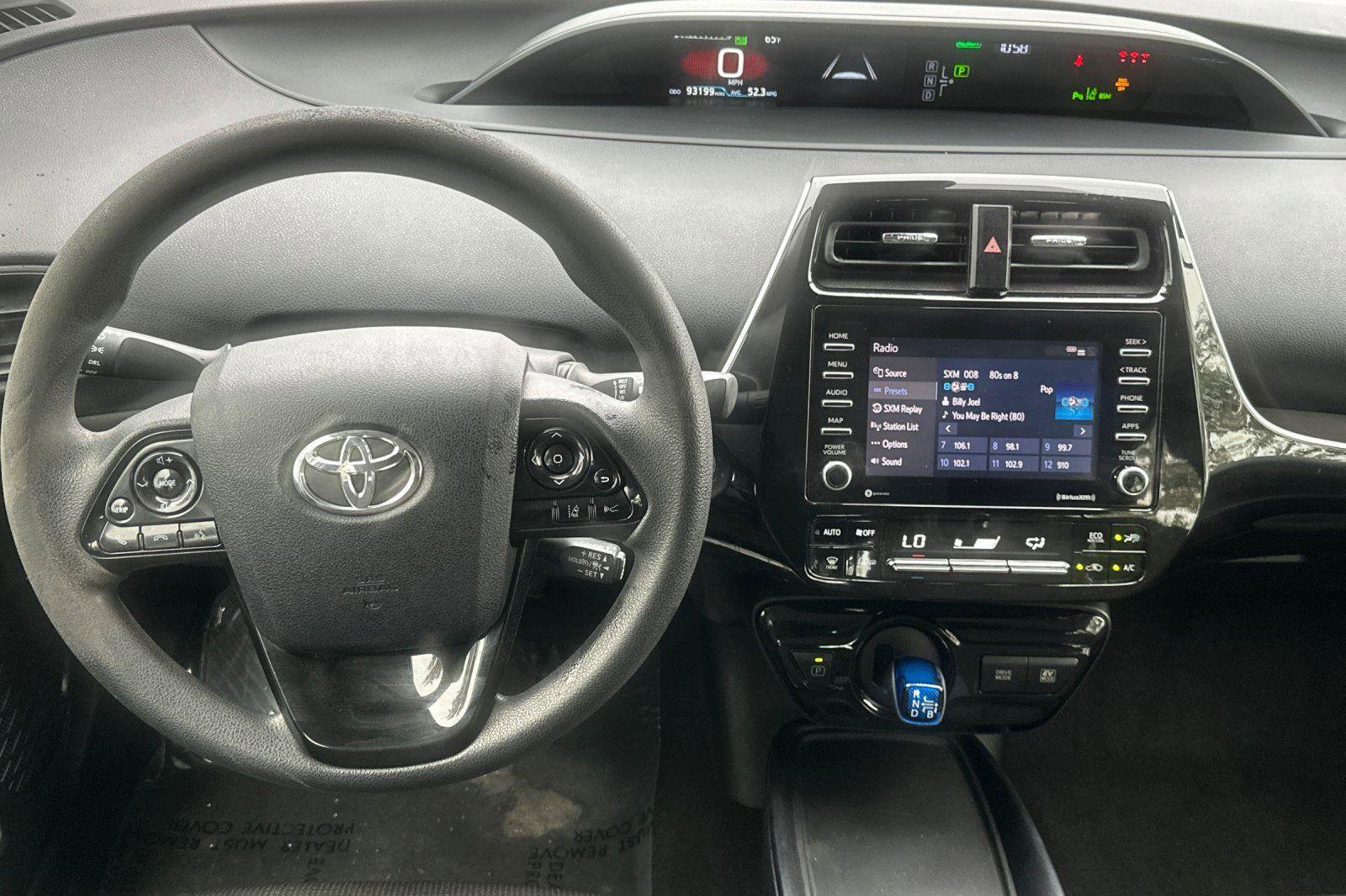 Used 2021 Toyota Prius LE image 14