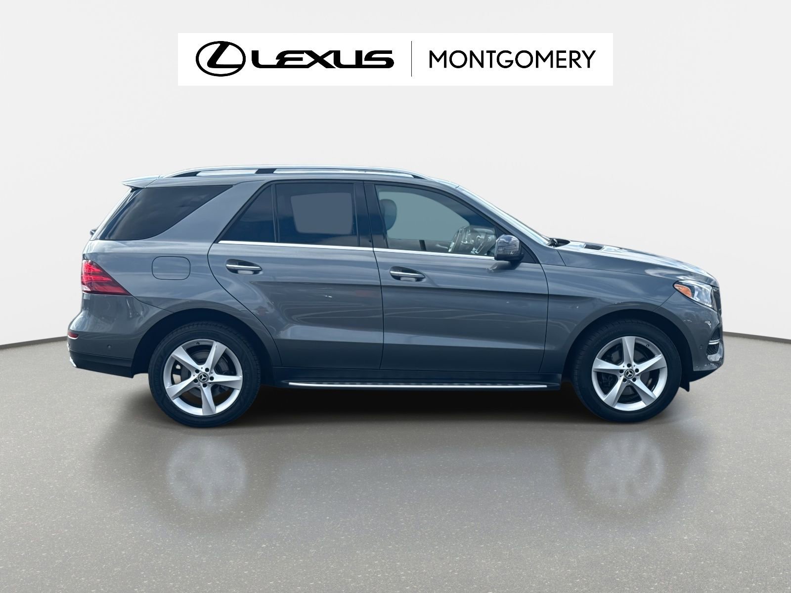 Used 2017 Mercedes-Benz GLE 350 image 2