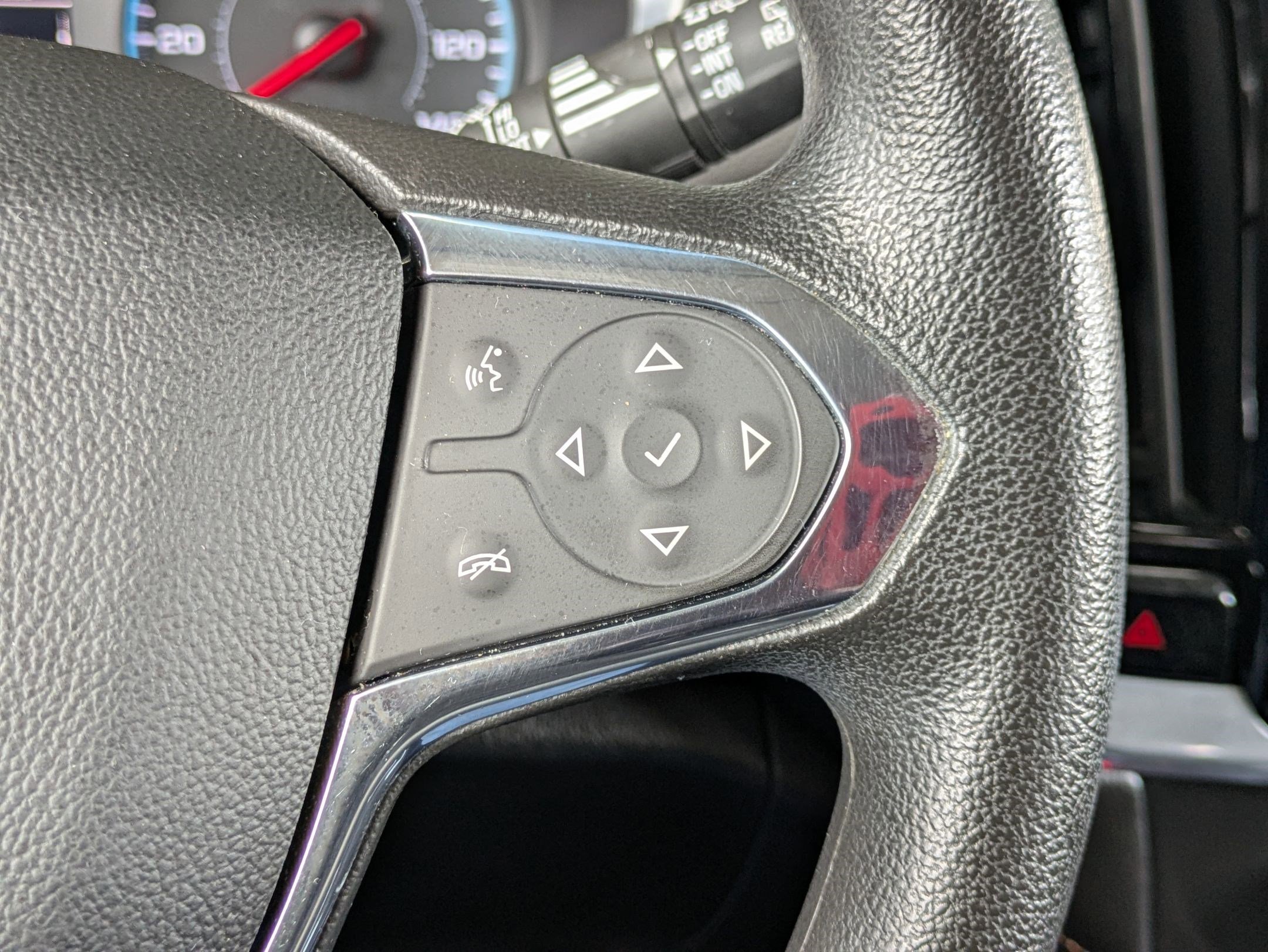 Used 2019 Chevrolet Traverse LS image 14