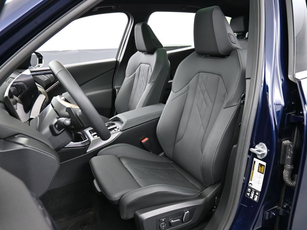 Used 2025 BMW X3 xDrive30i image 5