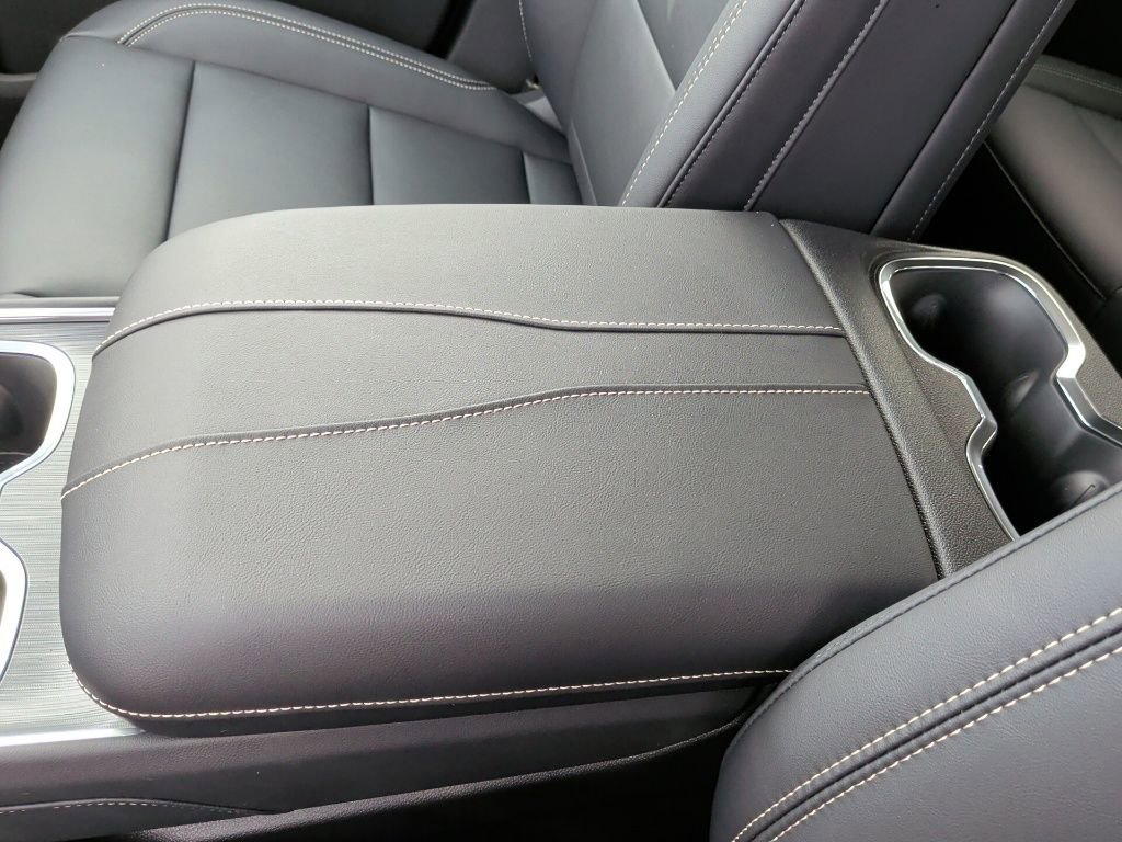 New 2026 GMC Acadia Elevation w/ Black Edition image 31