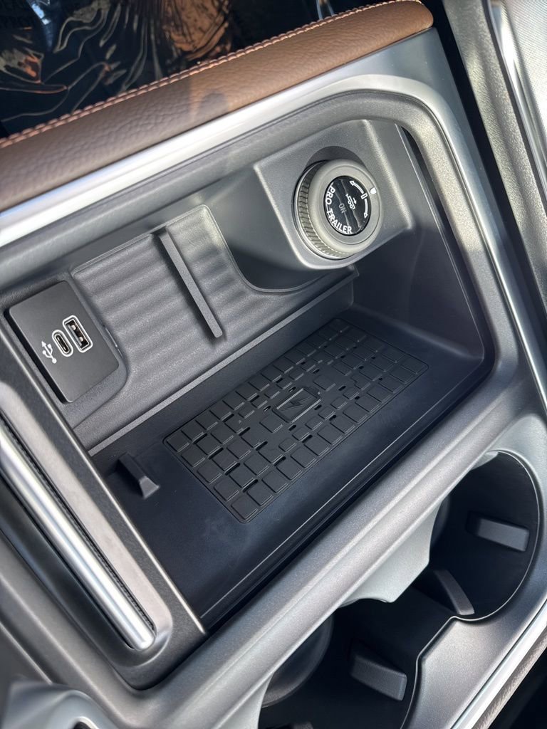 New 2025 Ford Expedition King Ranch image 37
