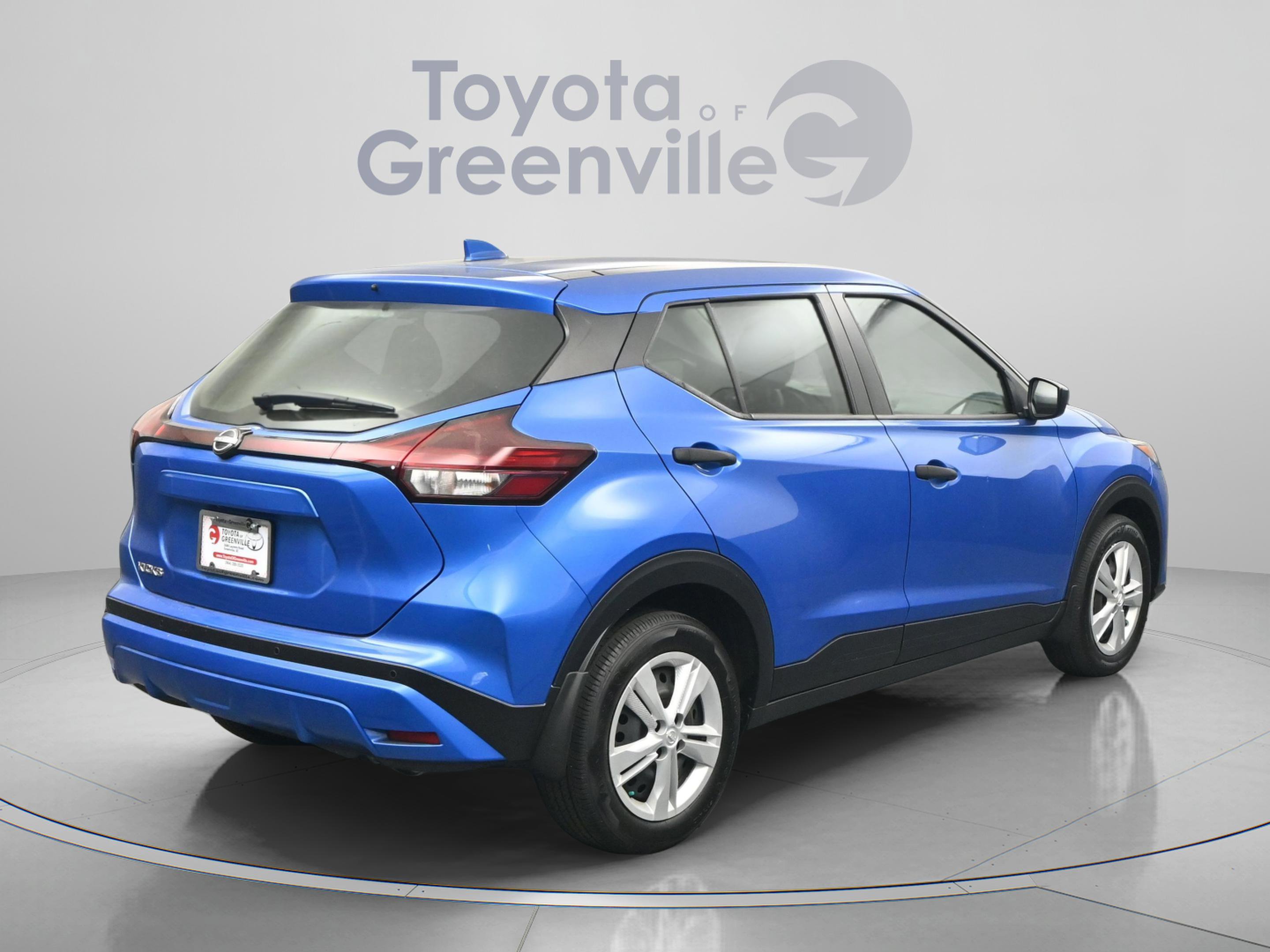 Used 2024 Nissan Kicks S image 13