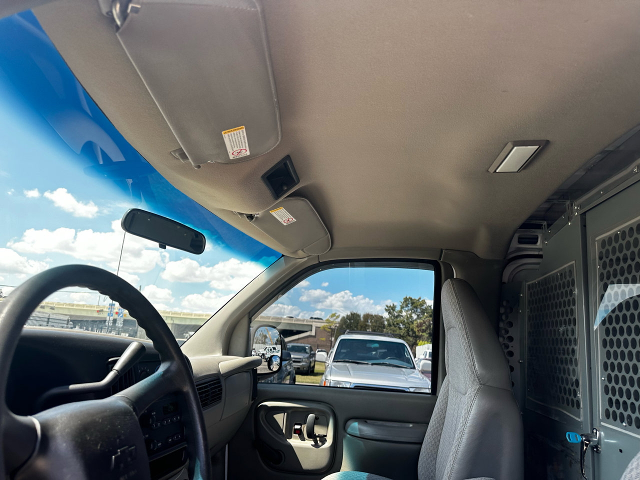 Used 2001 Chevrolet Express 1500 image 66